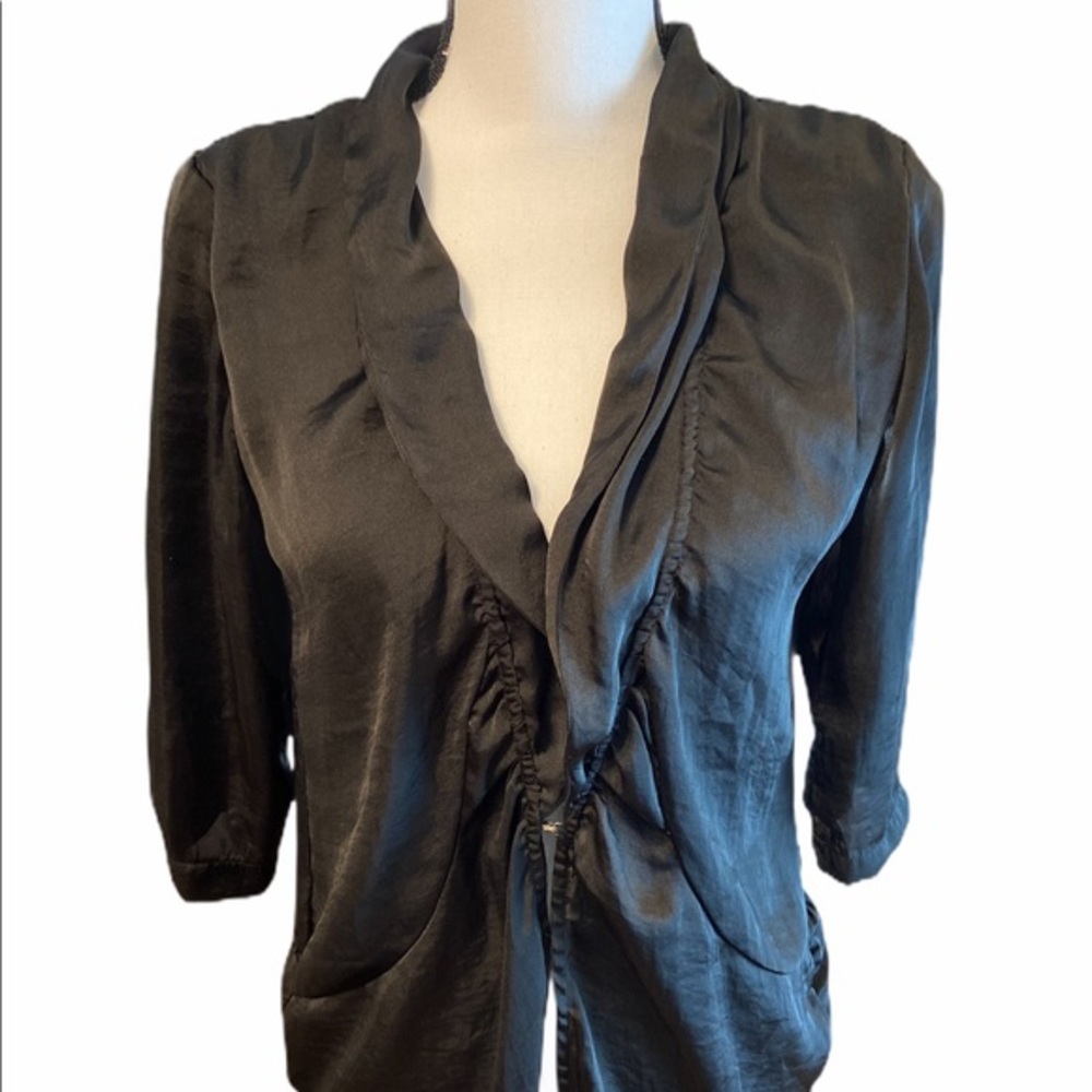 Free Bird Black Shoulder Cover With Clasp Size L